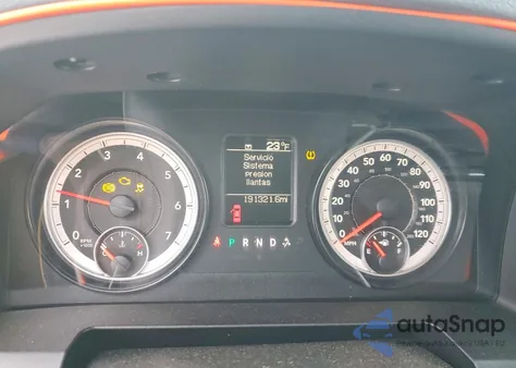 2014 Ram 1500 St z USA, uszkodzony, nr VIN 1C6RR7KT6ES400998